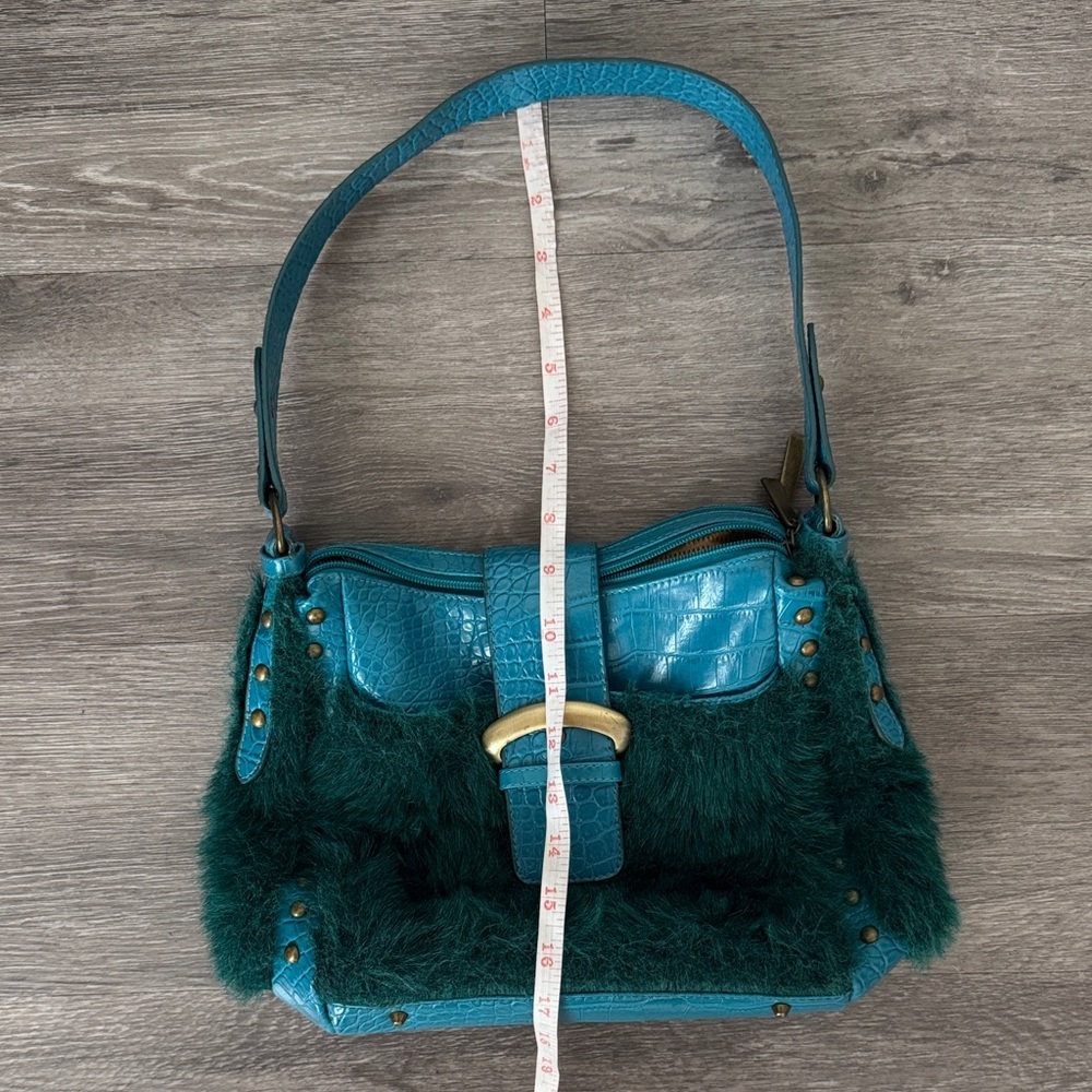 Teal Faux-Fur Shoulder Bag with Croc Texture - Picture 11 of 13